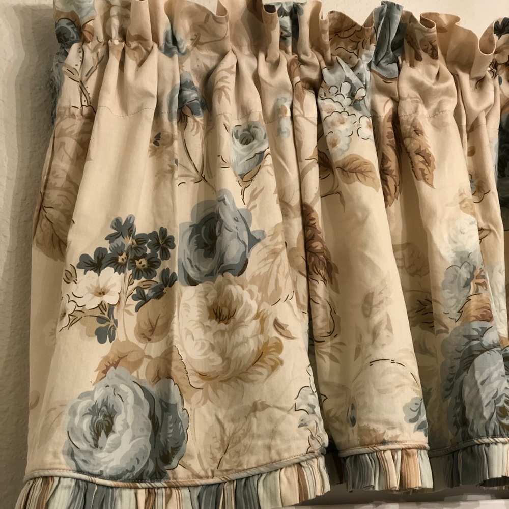 Blue Cottage Floral Window Valances